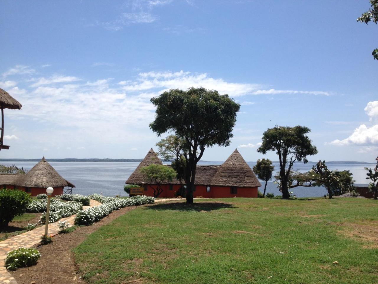 Villa Samuka Island Retreat à Jinja Extérieur photo