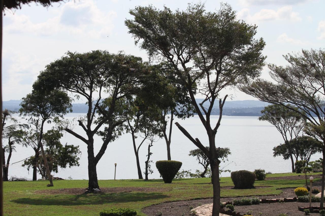 Villa Samuka Island Retreat à Jinja Extérieur photo
