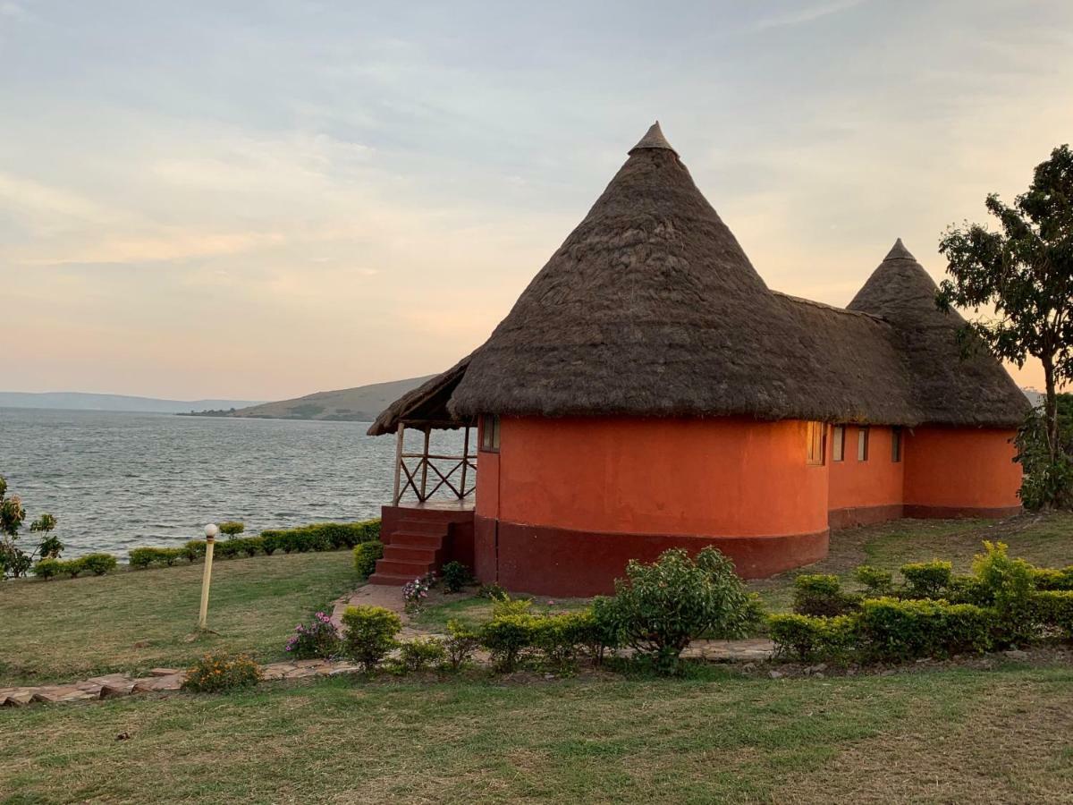Villa Samuka Island Retreat à Jinja Extérieur photo