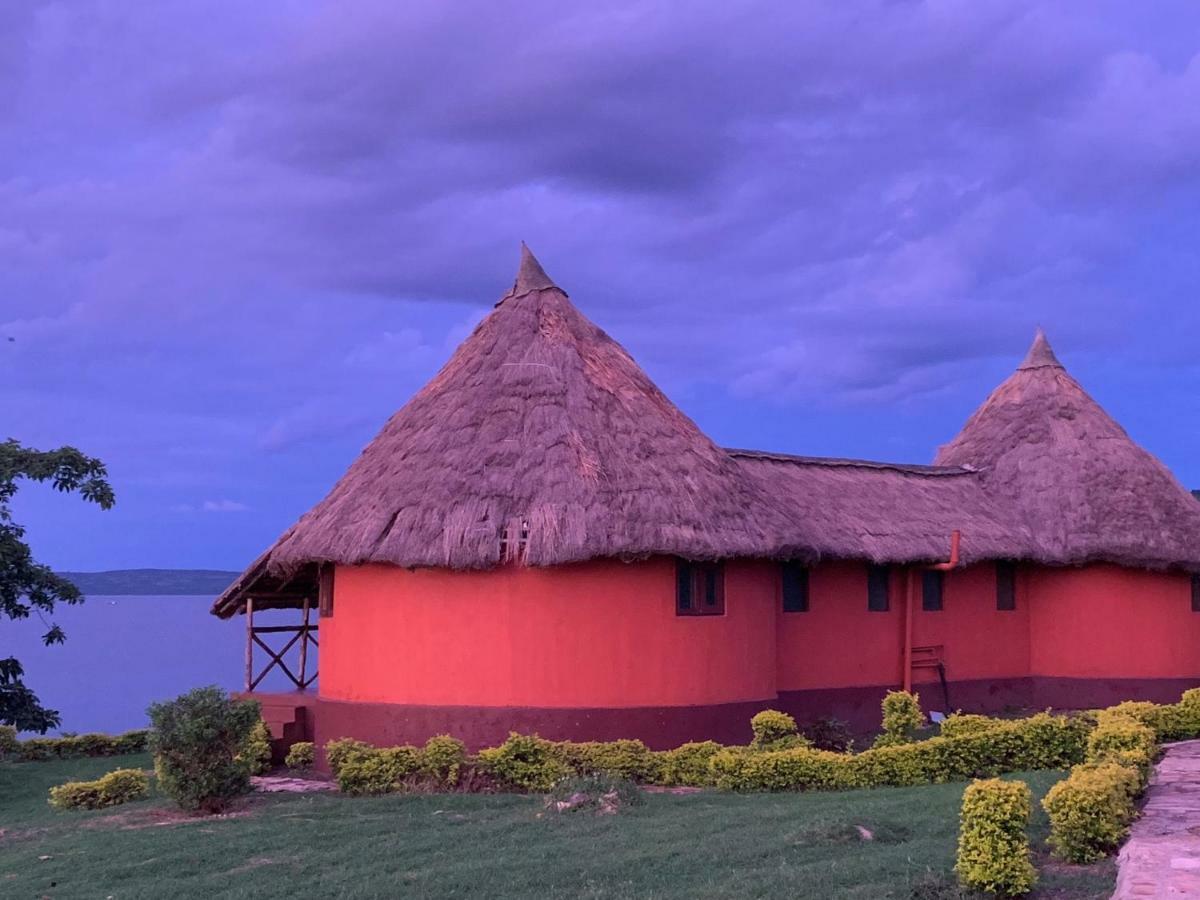 Villa Samuka Island Retreat à Jinja Extérieur photo