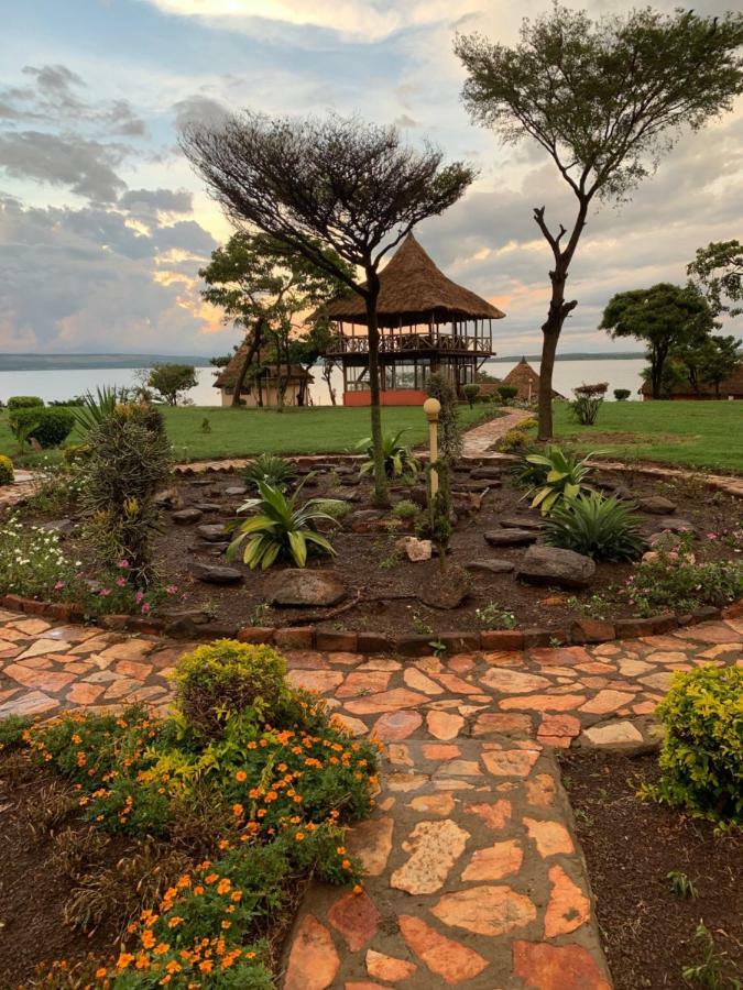 Villa Samuka Island Retreat à Jinja Extérieur photo