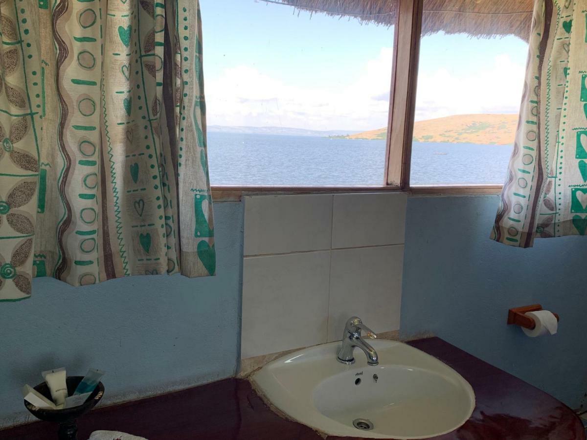Villa Samuka Island Retreat à Jinja Extérieur photo