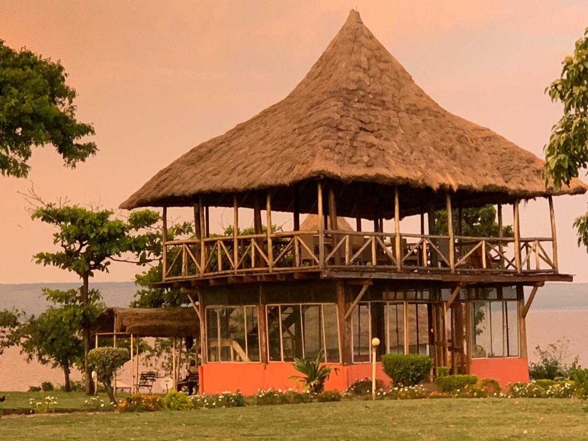 Villa Samuka Island Retreat à Jinja Extérieur photo