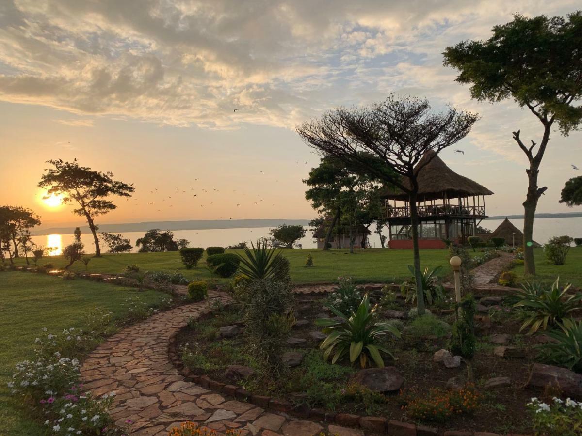 Villa Samuka Island Retreat à Jinja Extérieur photo